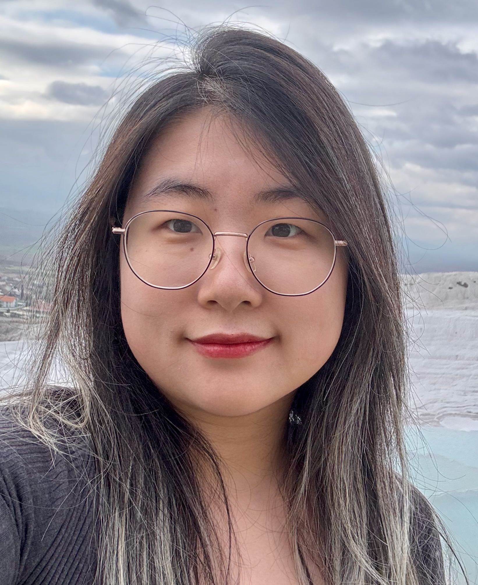 A portrait of Zihan Chai